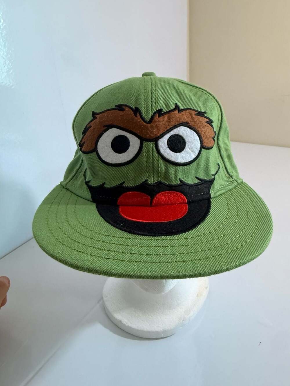 Sesame Street Oscar The Grouch Fitted Hat Green